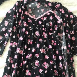 Night slip and robe set
